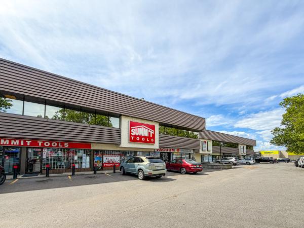 Springfield Centre 1755, Kelowna, BC property overview image 3